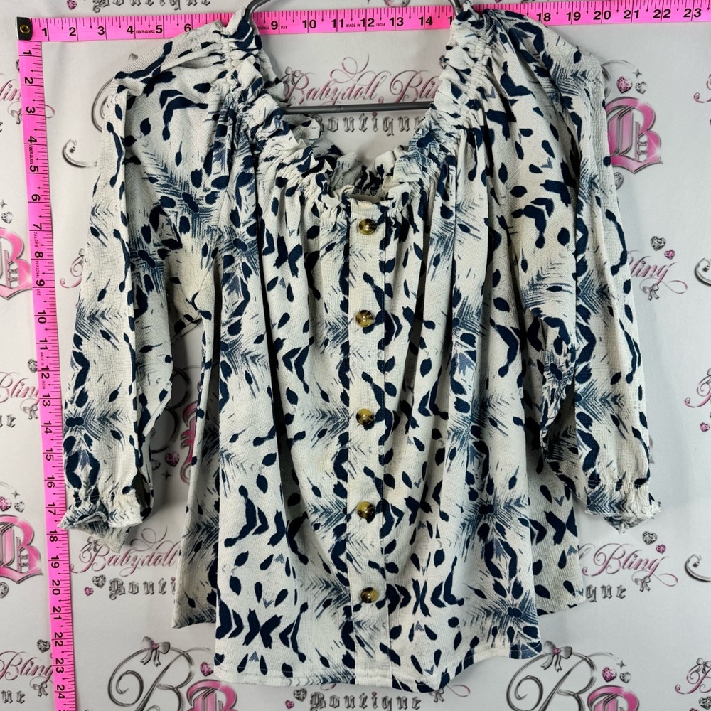 MELLODAY blouse shirt floral Navy and White Button-Front Peasant Blouse